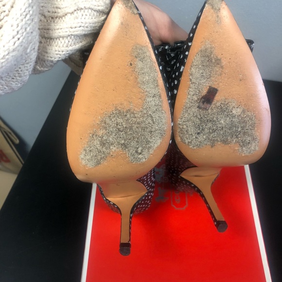 Coach faux snake polka dot heels size 6 - Picture 5 of 5